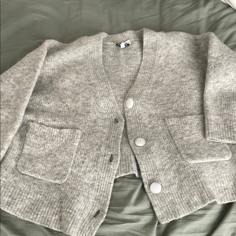 & Other Stories - Cozy Gray Women's Sweater